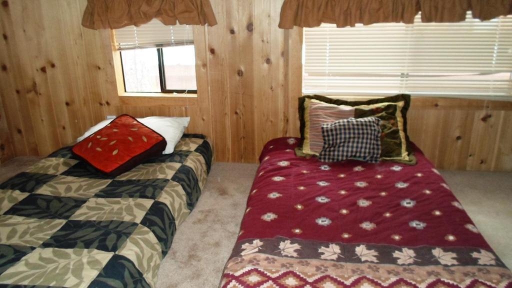 Cedar Pines Resort サウス・レイクタホ 部屋 写真